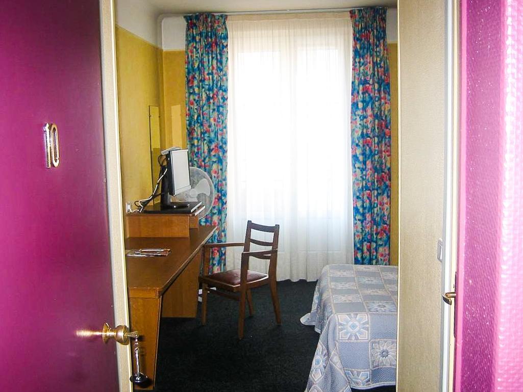 Hotel De La Cloche